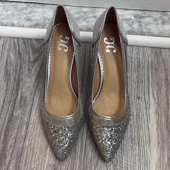 Elegant Silver Glitter Women's Heels - Picture 2 of 4